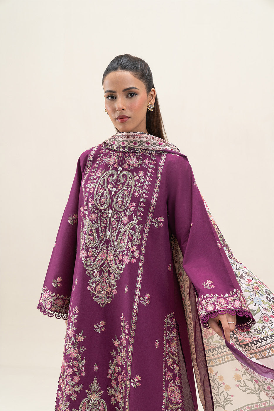 3 PIECE EMBROIDERED LAWN SUIT-MAGENTA GLAM (UNSTITCHED)