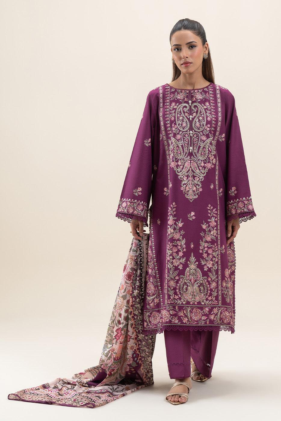 3 PIECE EMBROIDERED LAWN SUIT-MAGENTA GLAM (UNSTITCHED)