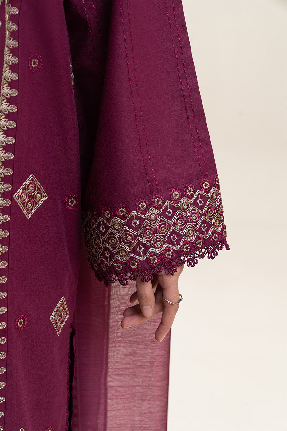 3 PIECE EMBROIDERED LAWN SUIT-MULBERRY TALE (UNSTITCHED)
