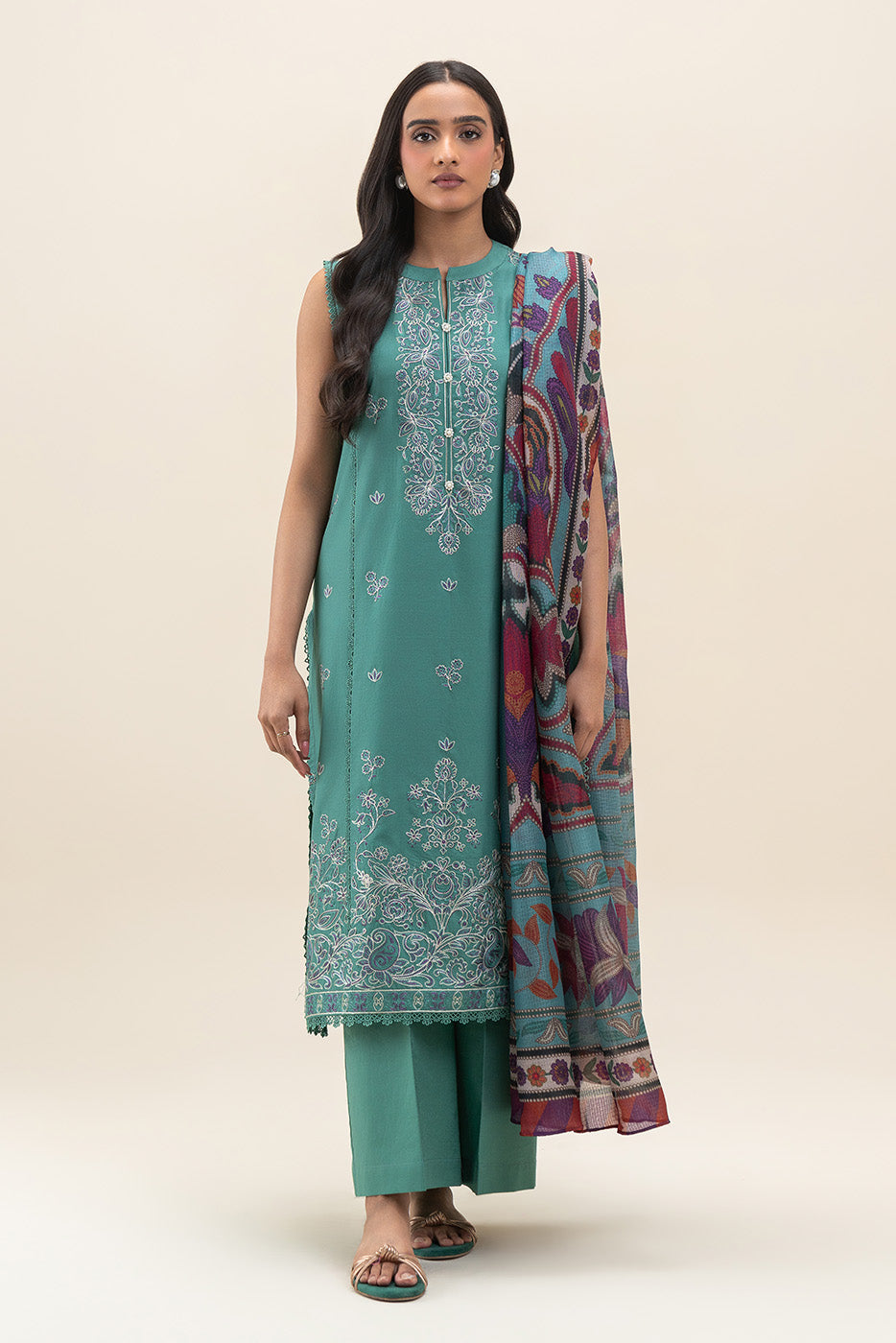 3 PIECE EMBROIDERED LAWN SUIT-VIBRANT SPRUCE (UNSTITCHED)