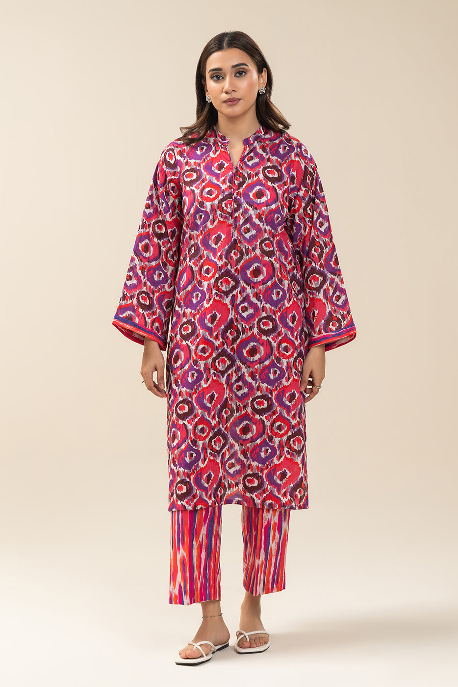 2 PIECE PRINTED LAWN DORIA SUIT (PRET)