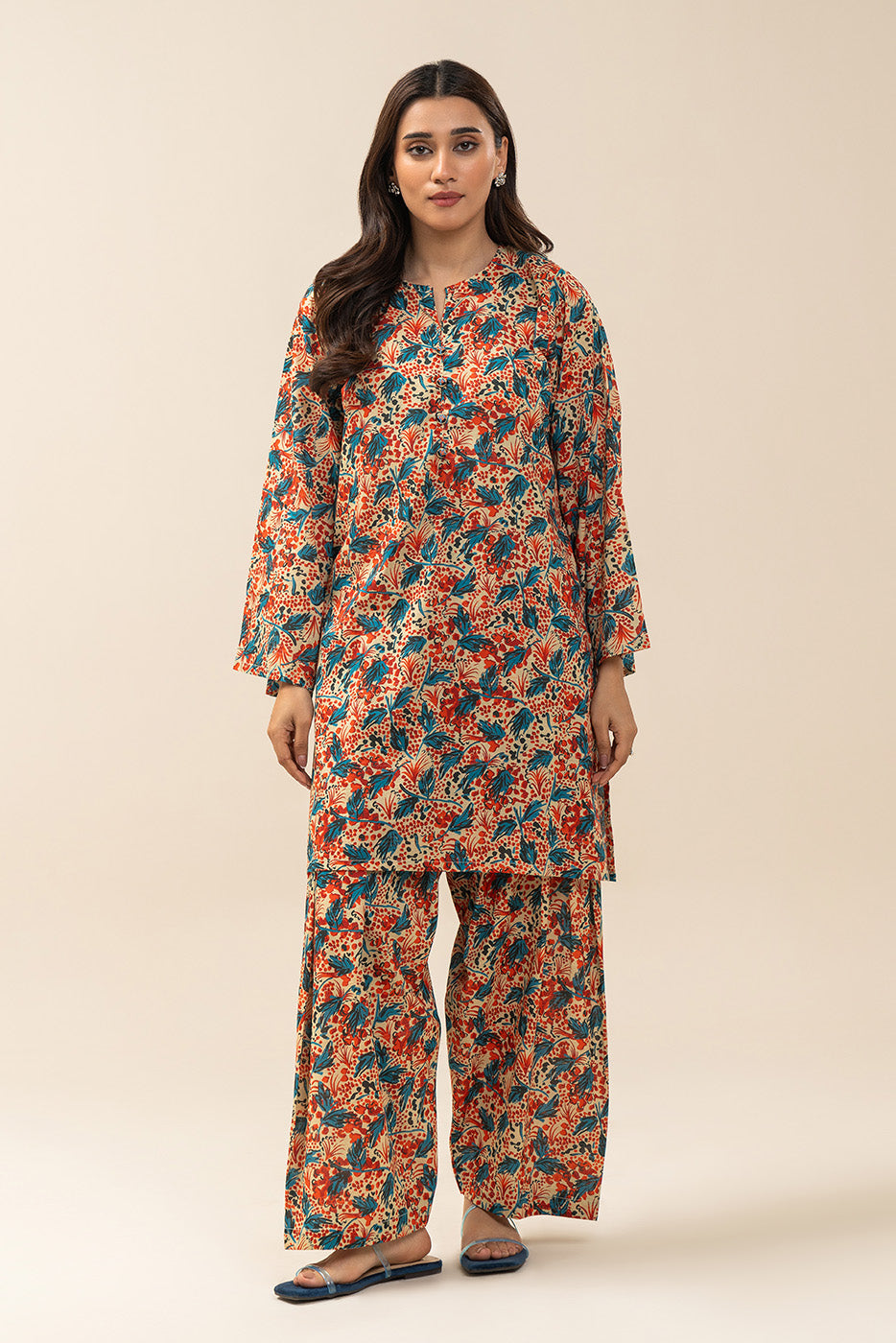 2 PIECE PRINTED LUREX LAWN SUIT (PRET)