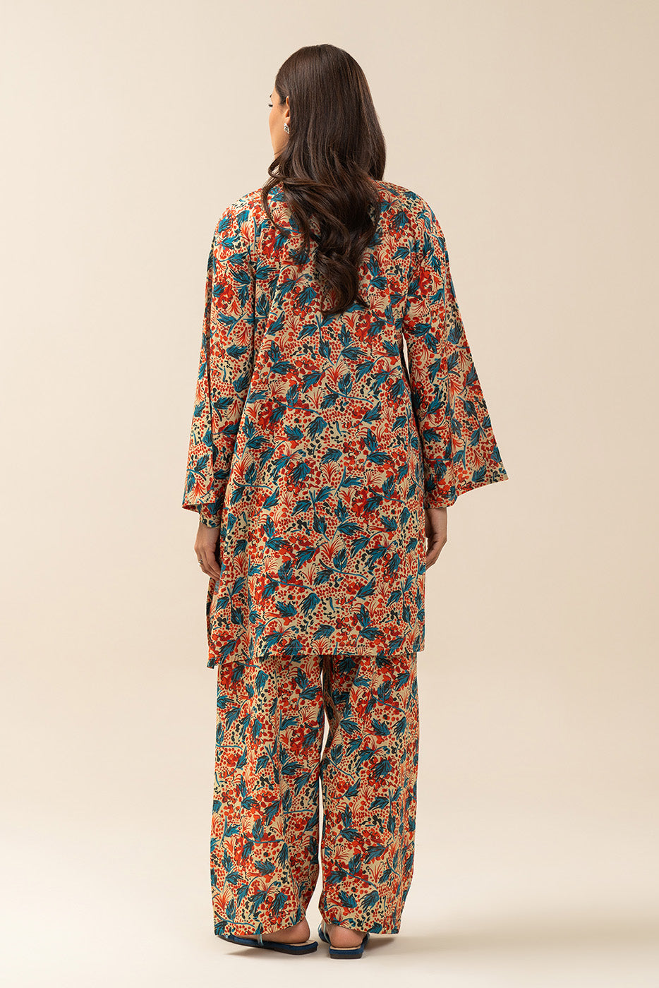 2 PIECE PRINTED LUREX LAWN SUIT (PRET)