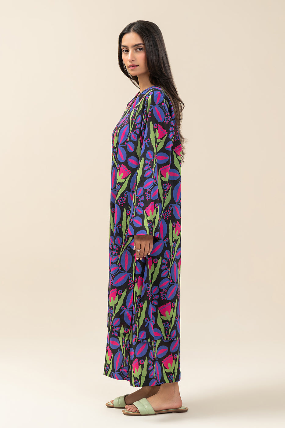 2 PIECE PRINTED LAWN SUIT (PRET)