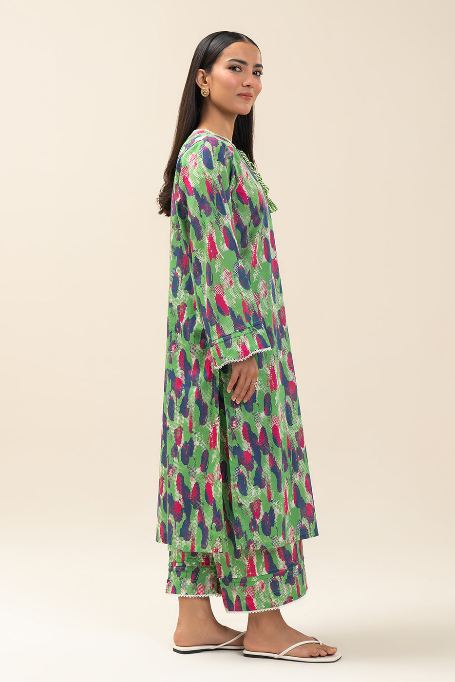 2 PIECE PRINTED LAWN SUIT (PRET)