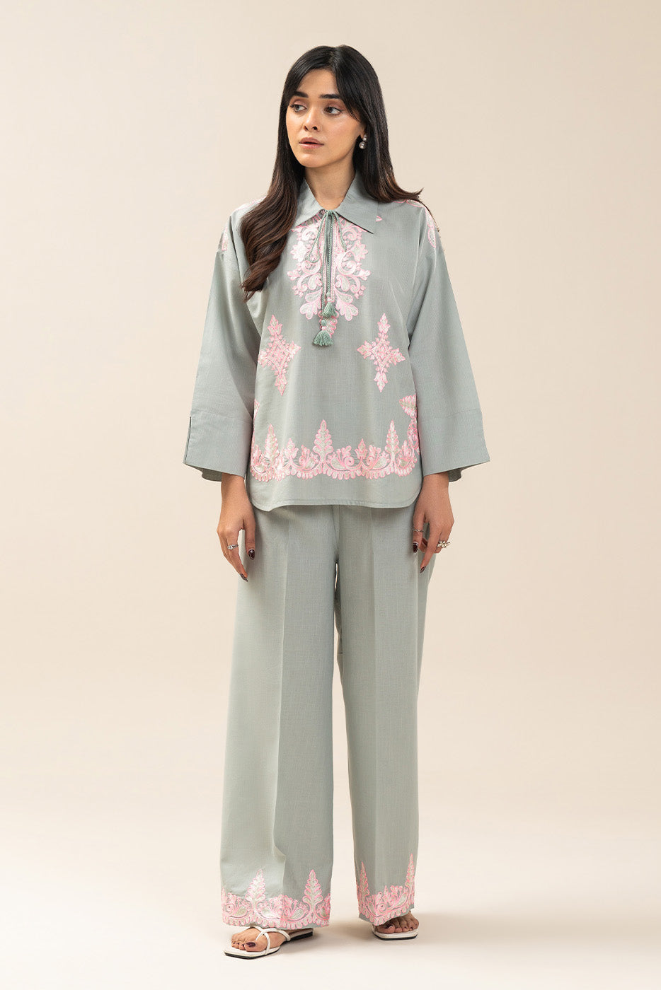 EMBROIDERED CO-ORD SET (FLOW)
