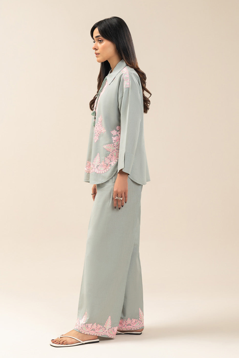 EMBROIDERED CO-ORD SET (FLOW)