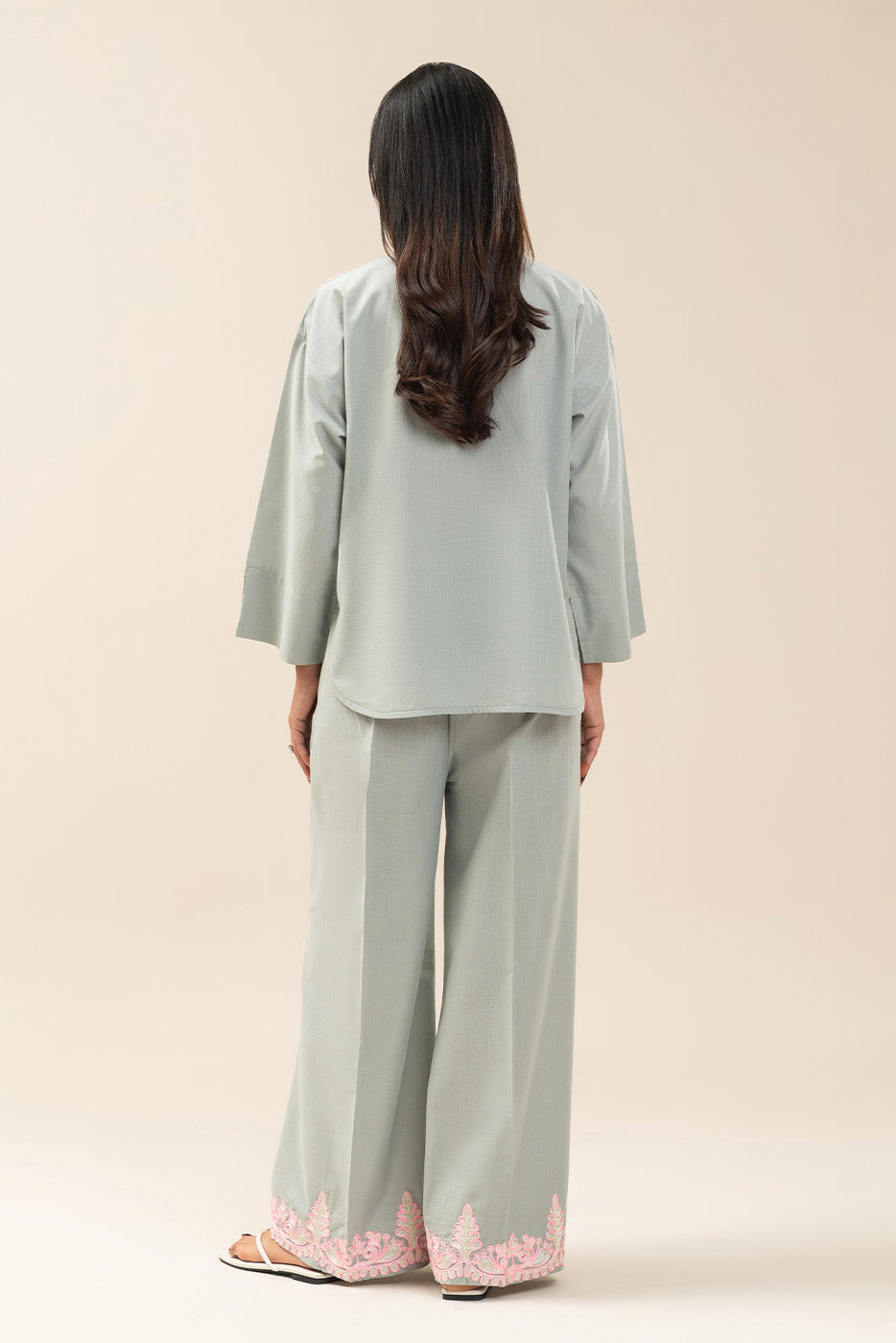 EMBROIDERED CO-ORD SET (FLOW)