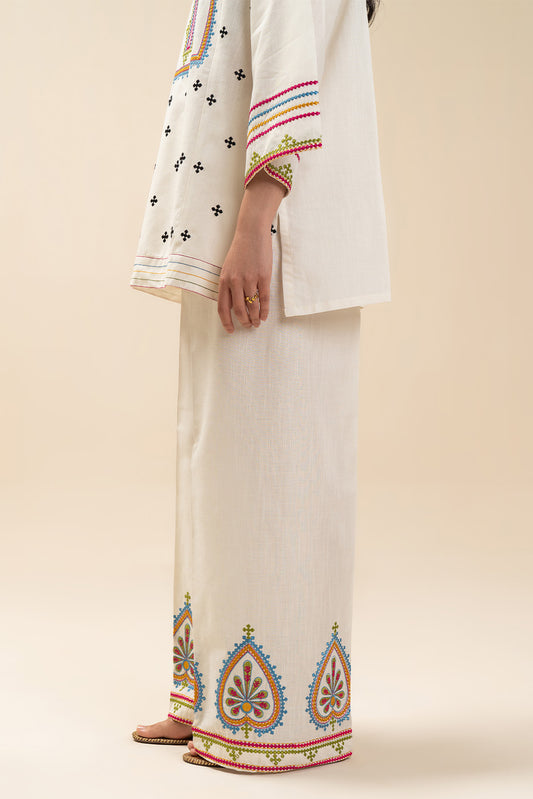 2 PIECE EMBROIDERED SLUB SUIT (FLOW)