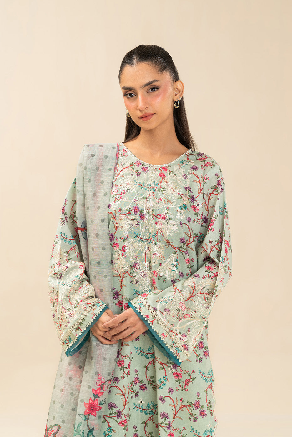 2 PIECE EMBROIDERED LAWN SUIT (HIGH CASUAL)