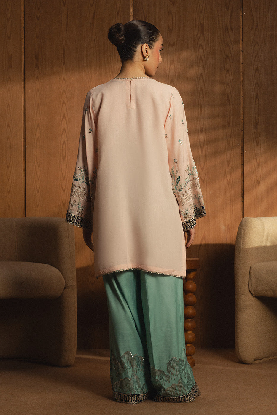 2 PIECE EMBROIDERED RAW SILK SUIT (LUXURY-PRET)