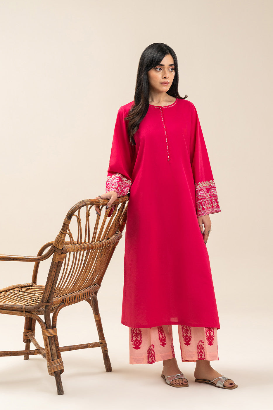 2 PIECE EMBROIDERED CAMBRIC SUIT (PRET)