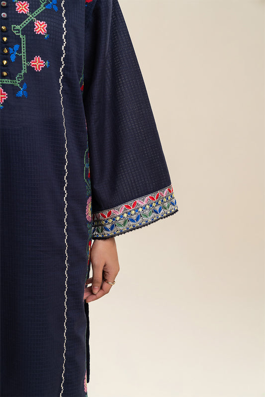 2 PIECE EMBROIDERED BOX DORIA SUIT (PRET)