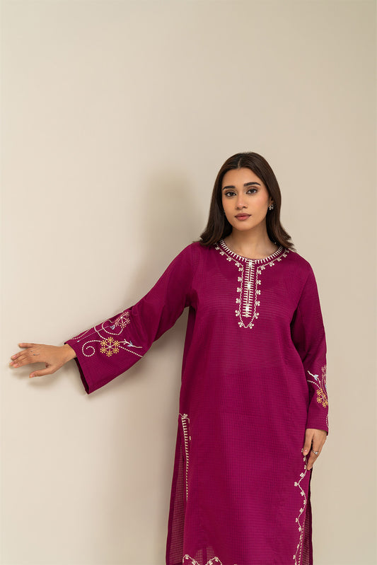 2 PIECE EMBROIDERED BOX DORIA SUIT (PRET)