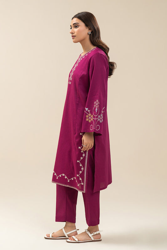 2 PIECE EMBROIDERED BOX DORIA SUIT (PRET)