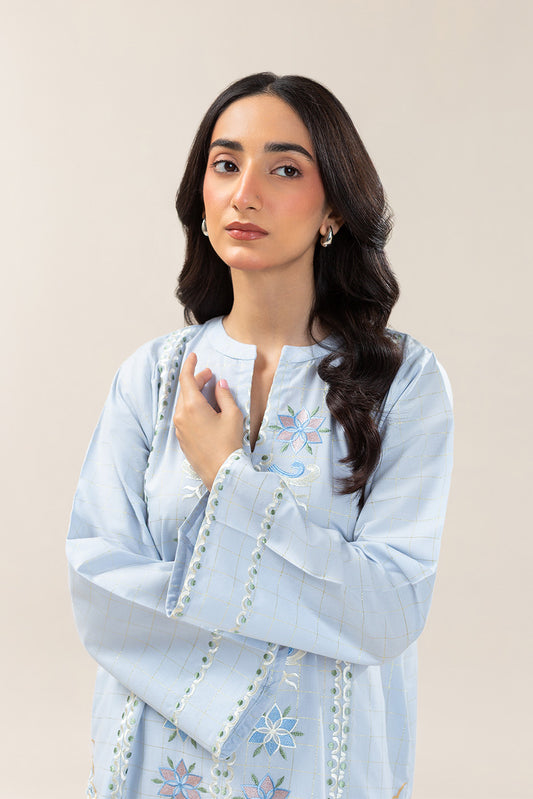2 PIECE EMBROIDERED YARN DYED LUREX SUIT (PRET)