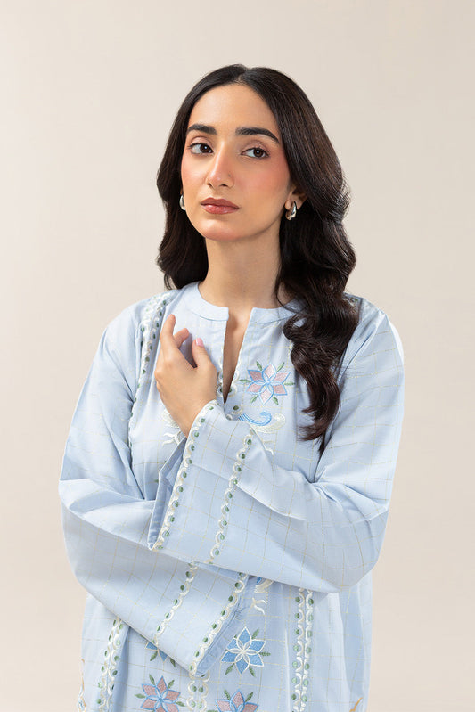 2 PIECE EMBROIDERED YARN DYED LUREX SUIT (PRET)