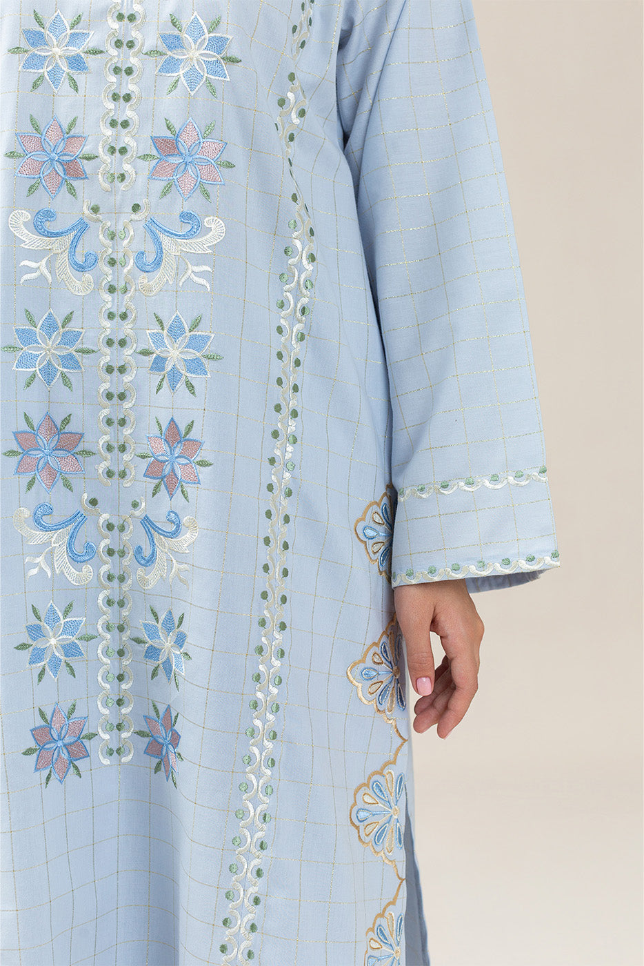 2 PIECE EMBROIDERED YARN DYED LUREX SUIT (PRET)