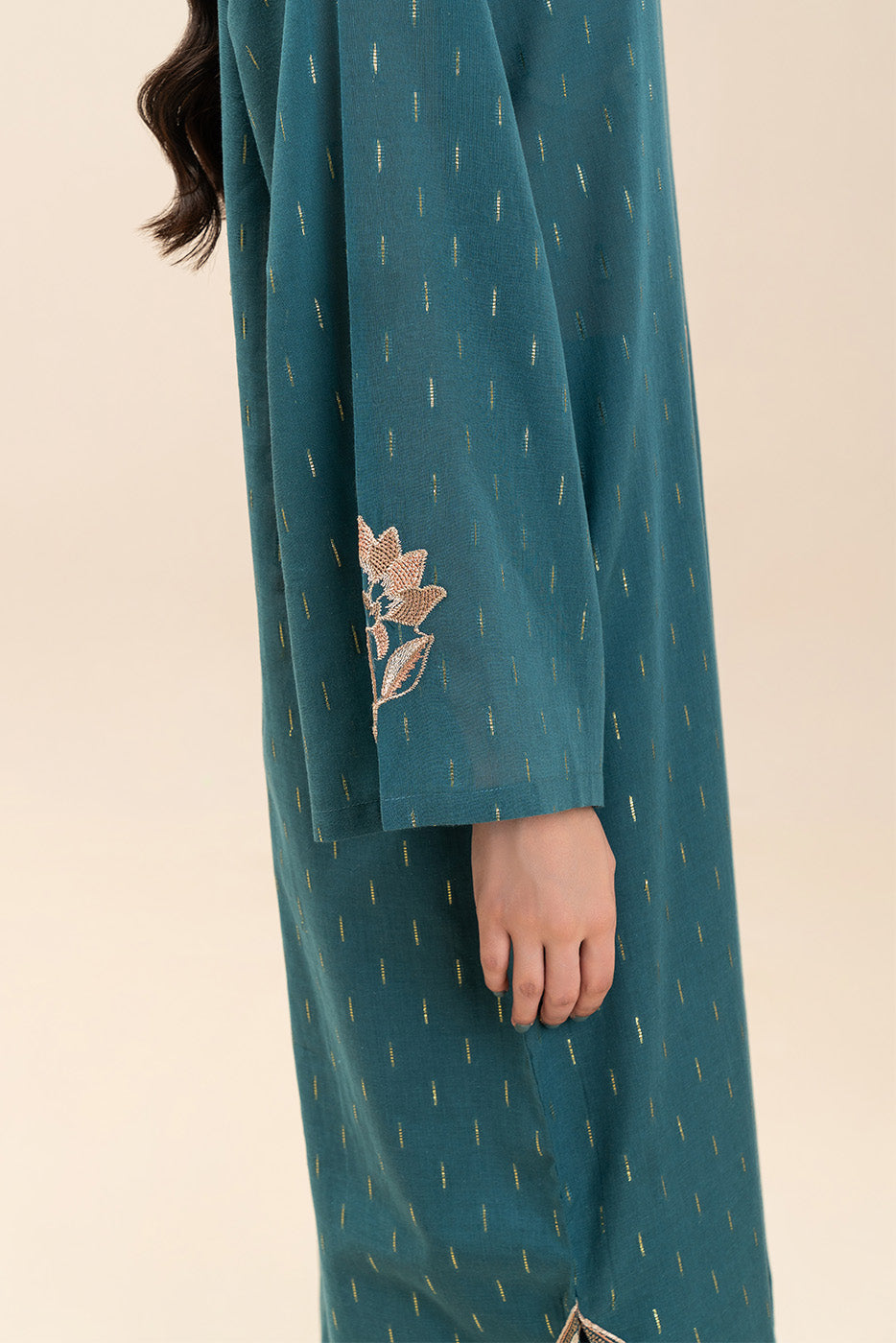 2 PIECE EMBROIDERED ZARI JACQUARD SUIT (PRET)