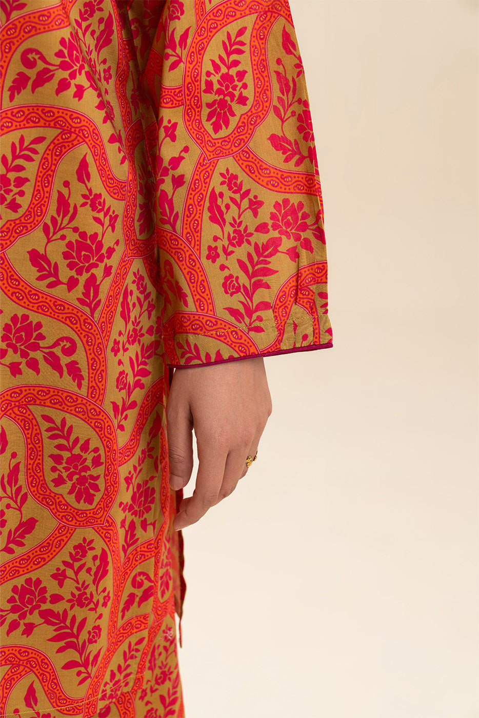 2 PIECE PRINTED LAWN SUIT (PRET)