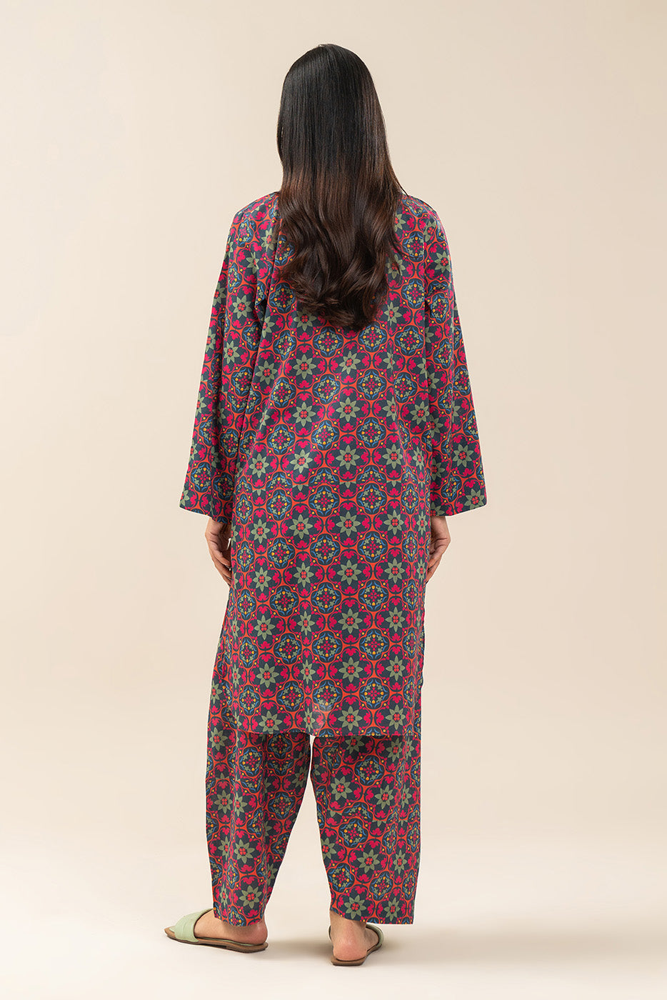 2 PIECE PRINTED DORIA LAWN SUIT (PRET)