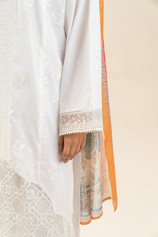 3 PIECE EMBROIDERED LAWN SUIT (HIGH CASUAL)