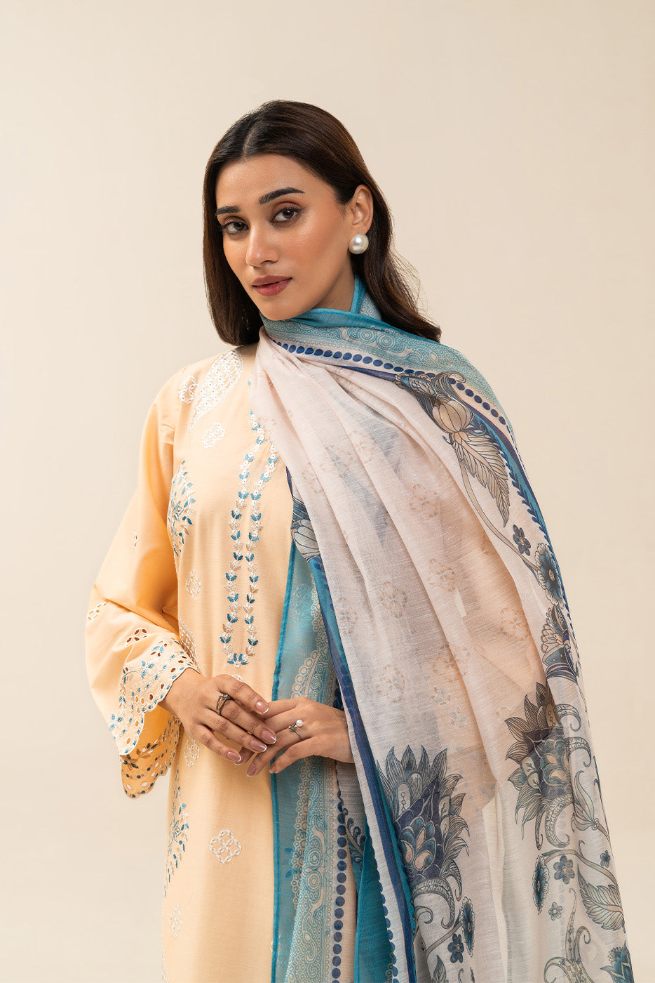 3 PIECE EMBROIDERED LAWN SUIT (PRET)
