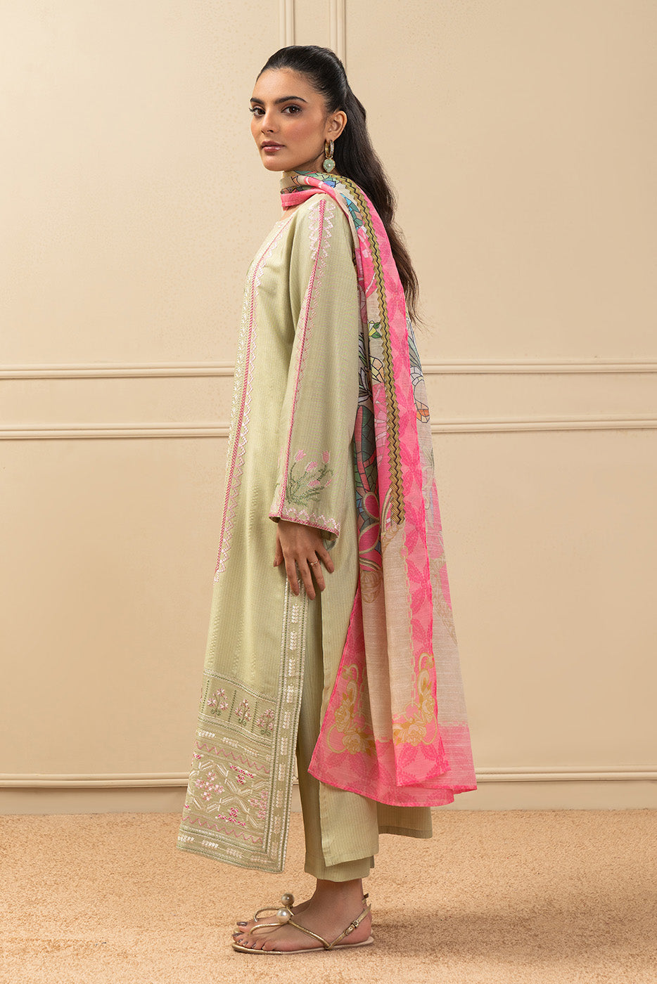 3 PIECE EMBROIDERED MISSOURI SUIT (PRET)