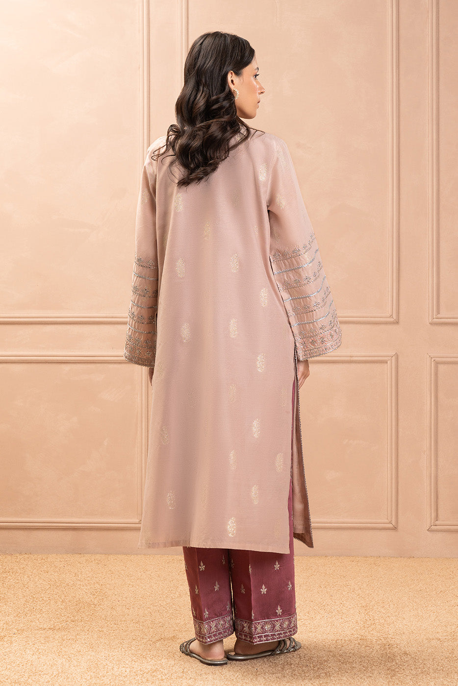 2 PIECE EMBROIDERED ZARI JACQUARD SUIT (LUXURY PRET)