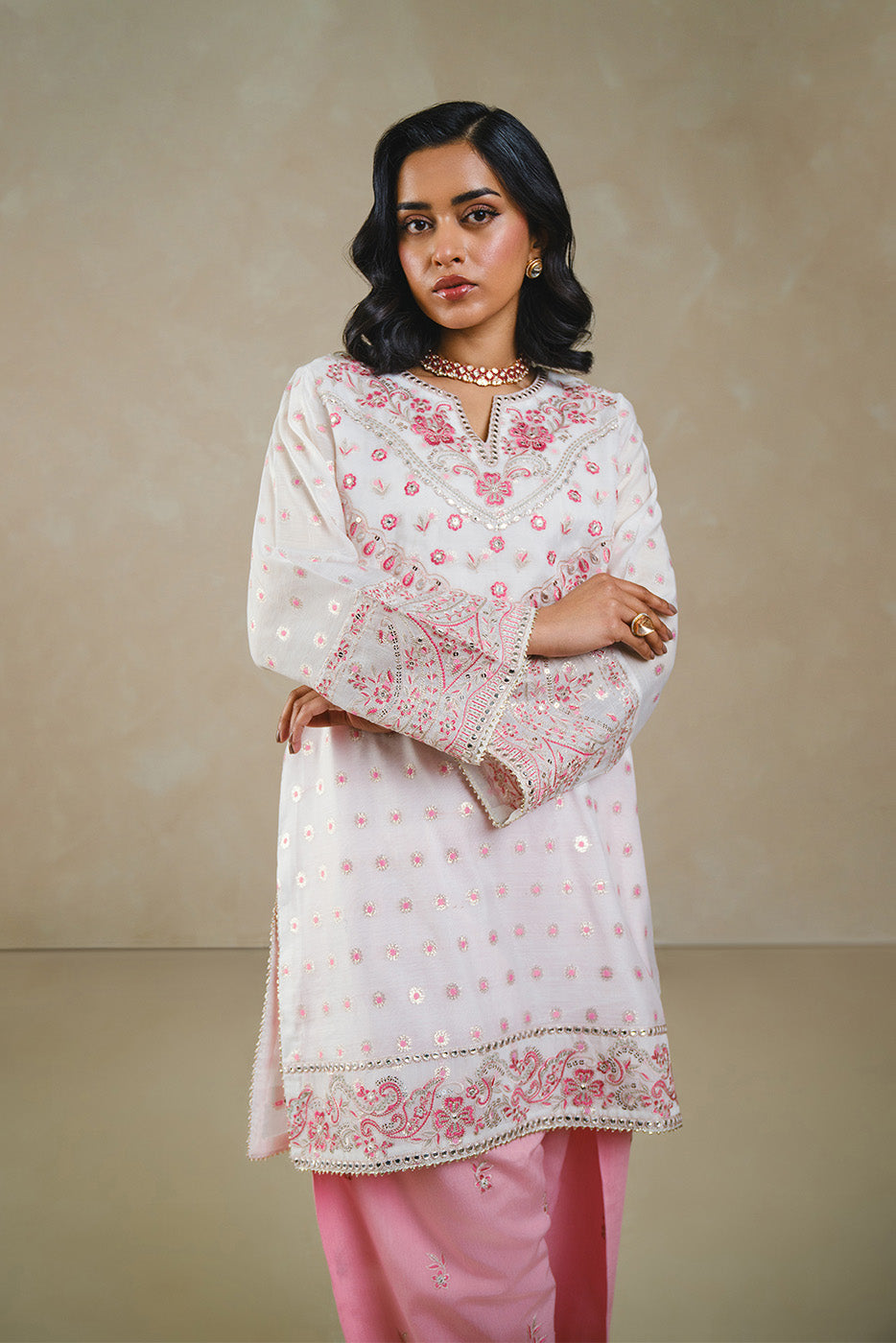 2 PIECE EMBROIDERED DANIER ZARI JACQUARD SUIT (LUXURY PRET)