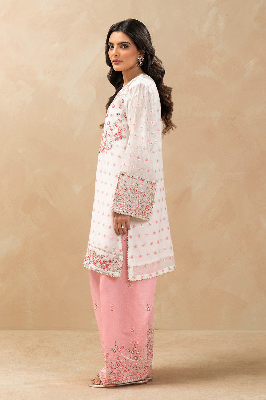 2 PIECE EMBROIDERED ZARI JACQUARD SUIT (LUXURY PRET)