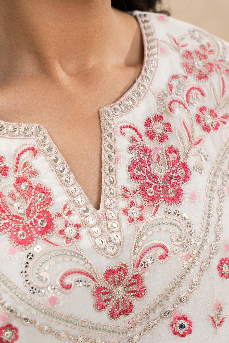 2 PIECE EMBROIDERED ZARI JACQUARD SUIT (LUXURY PRET)