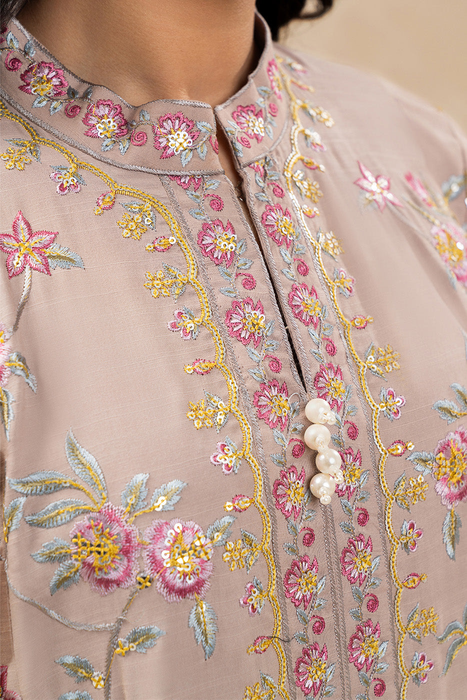 3 PIECE EMBROIDERED RAW SILK SUIT (LUXURY-PRET)