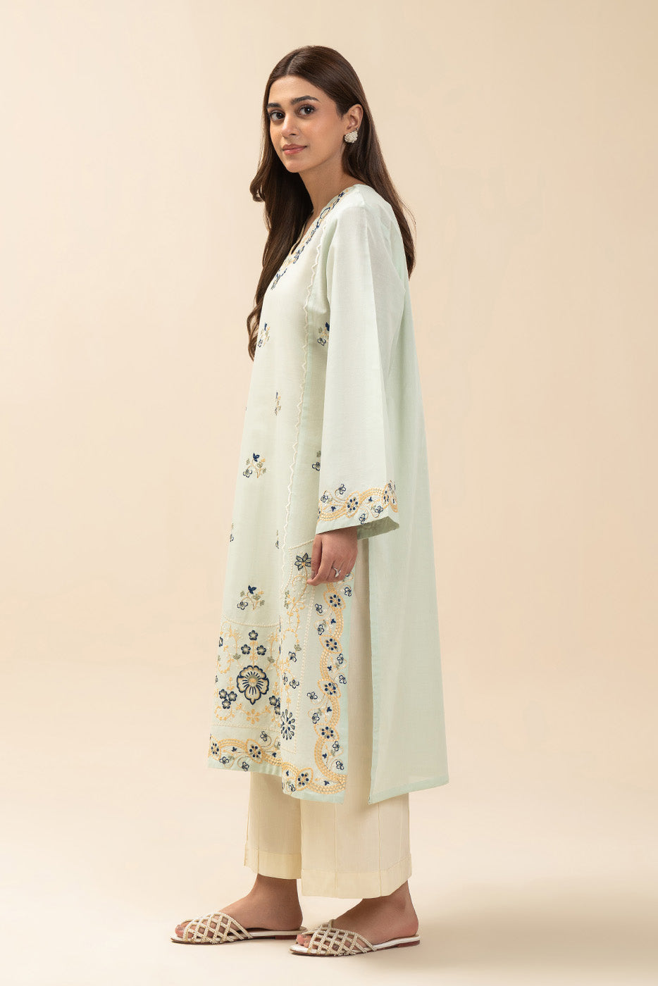 EMBROIDERED LAWN SHIRT (PRET)