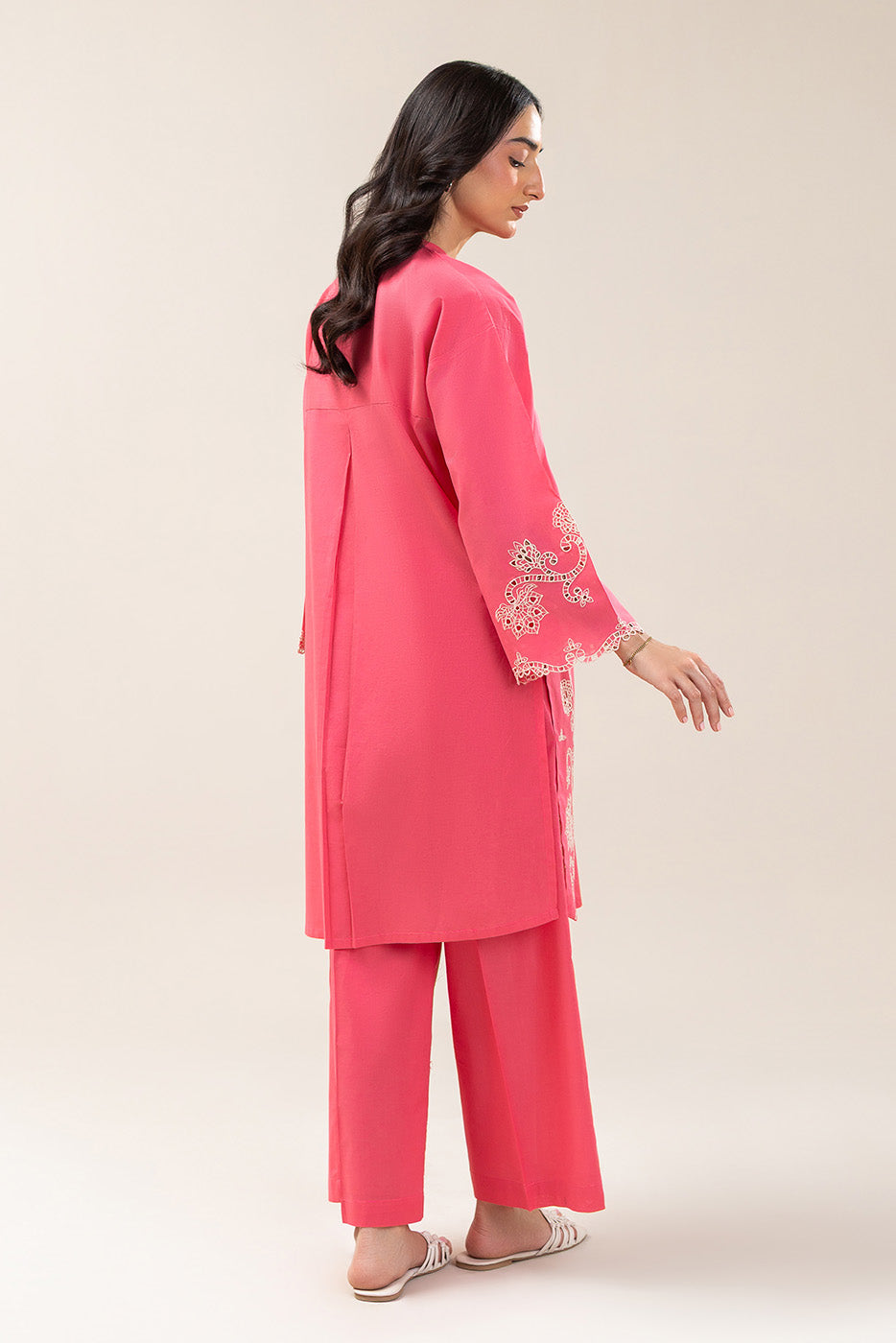 EMBROIDERED LAWN SHIRT (PRET)