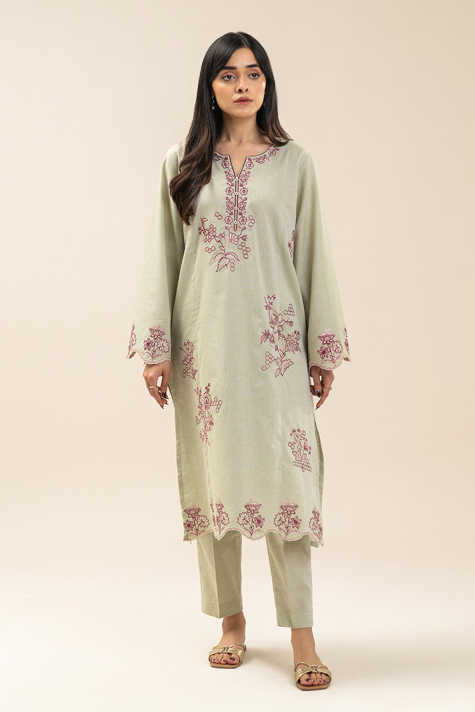 2 PIECE EMBROIDERED CHAMBRAY SUIT (PRET)