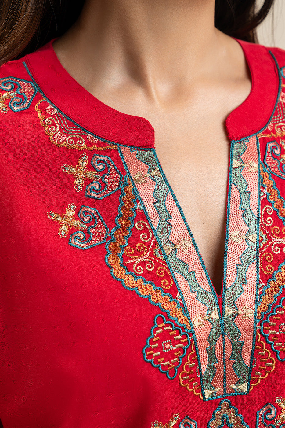 2 PIECE EMBROIDERED DOBBY SUIT (PRET)