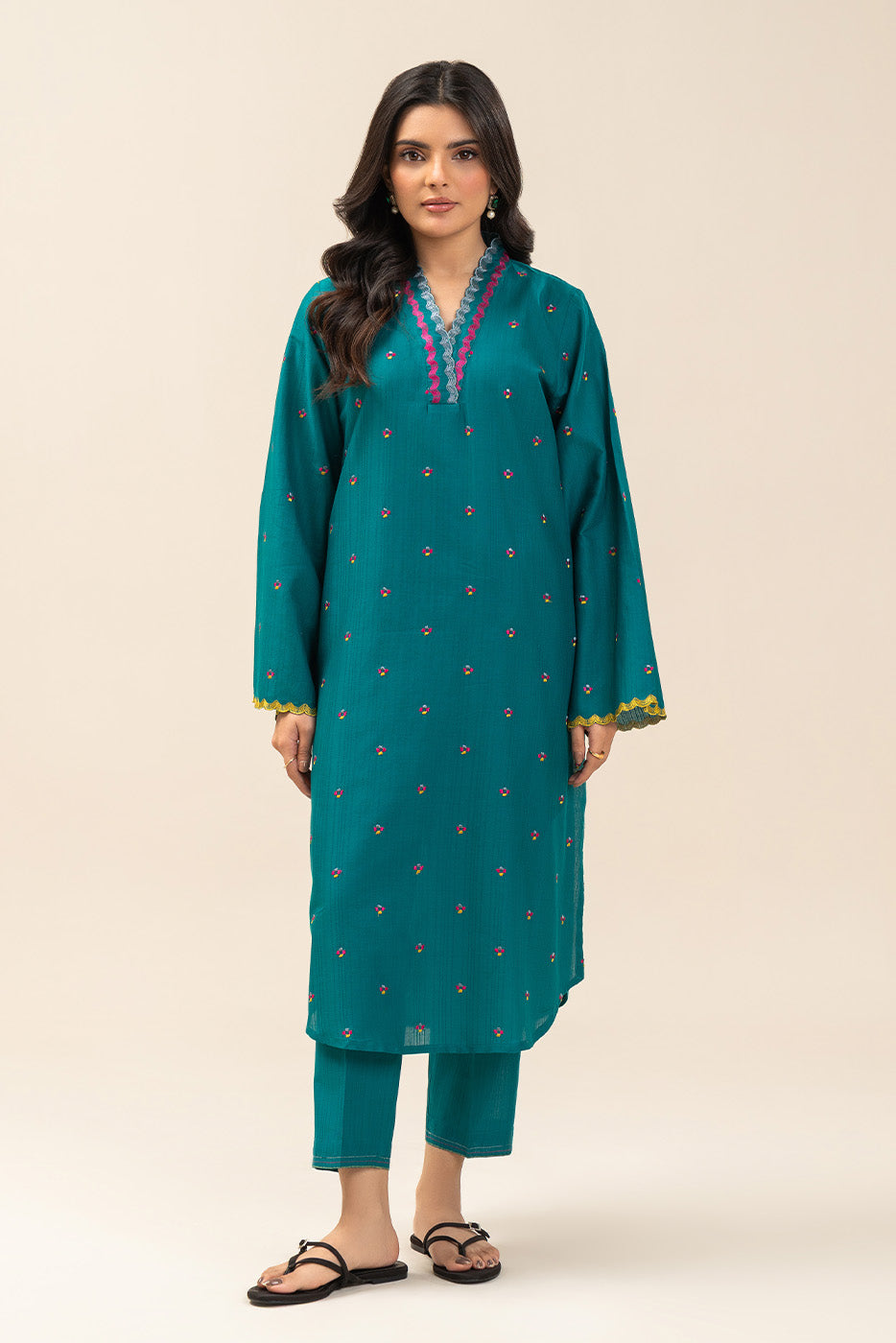 2 PIECE EMBROIDERED DORIA DOBBY SUIT (PRET)