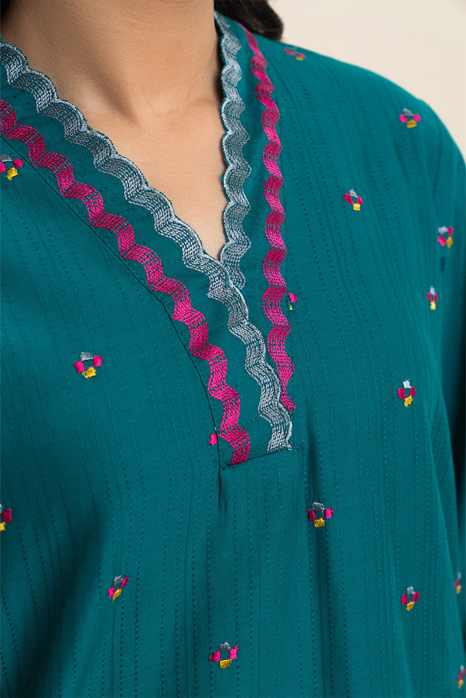 2 PIECE EMBROIDERED DORIA DOBBY SUIT (PRET)