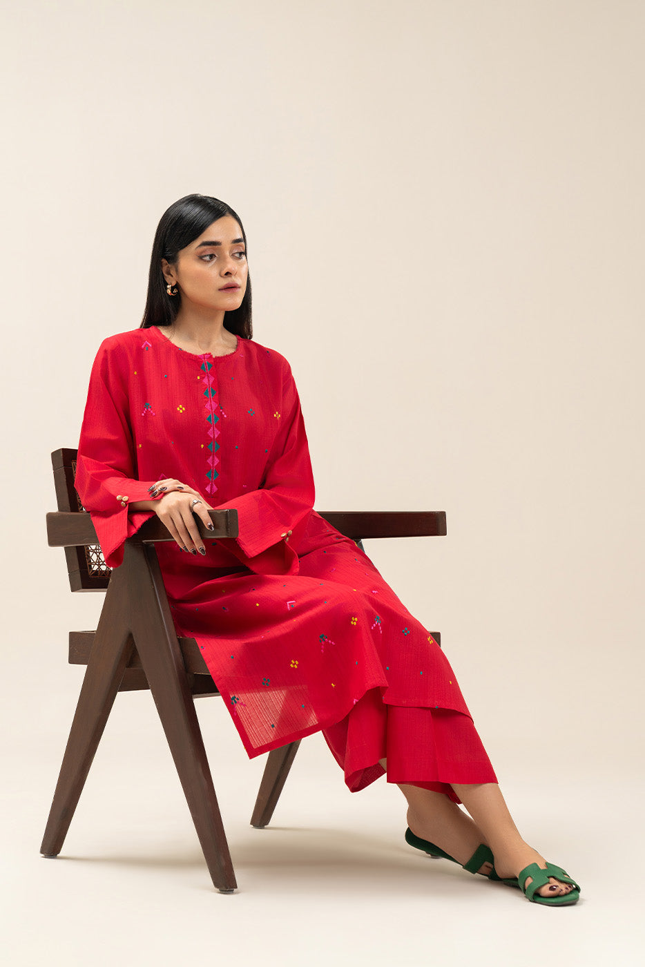 2 PIECE EMBROIDERED DORIA DOBBY SUIT (PRET)