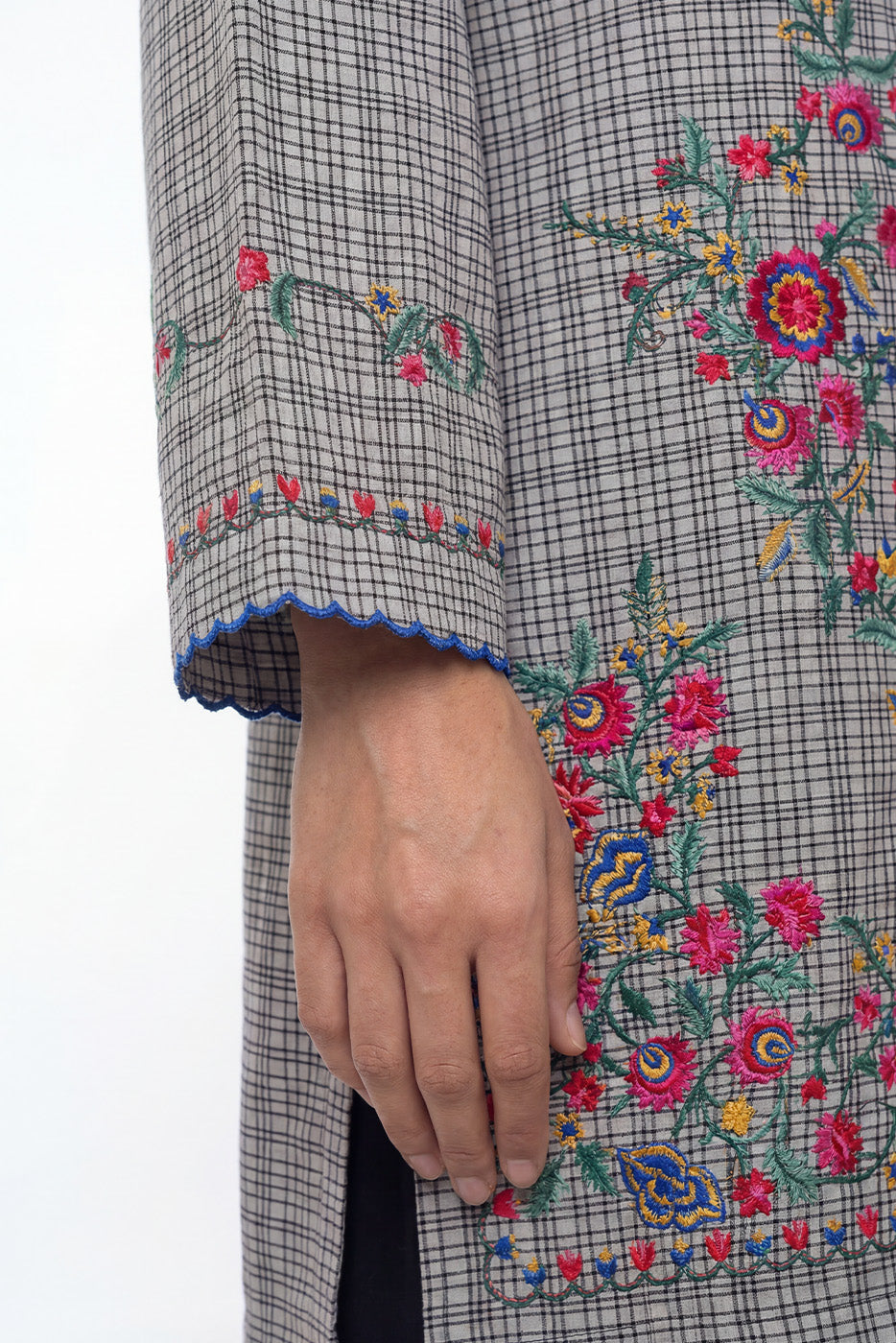 2 PIECE EMBROIDERED DORIA SUIT (PRET)