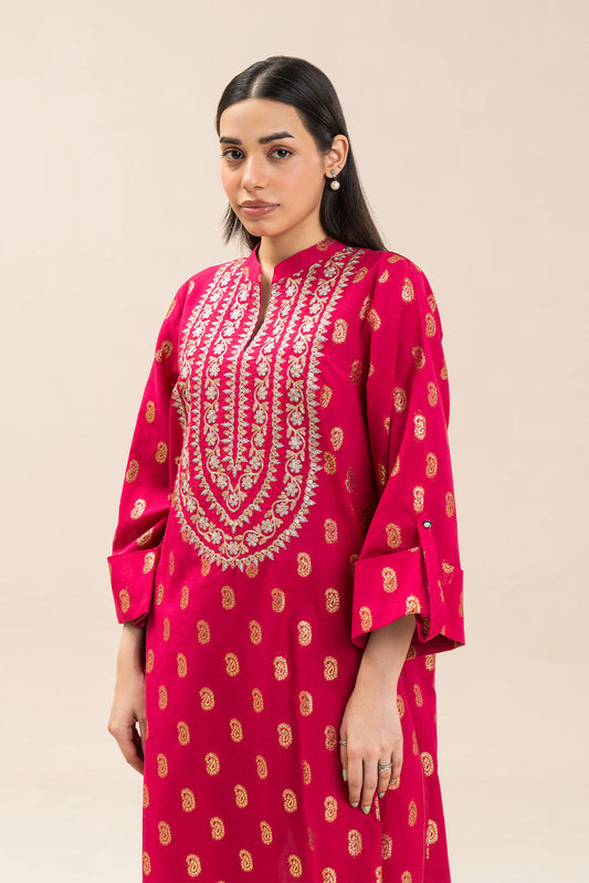 2 PIECE EMBROIDERED LUREX JACQUARD SUIT (PRET)