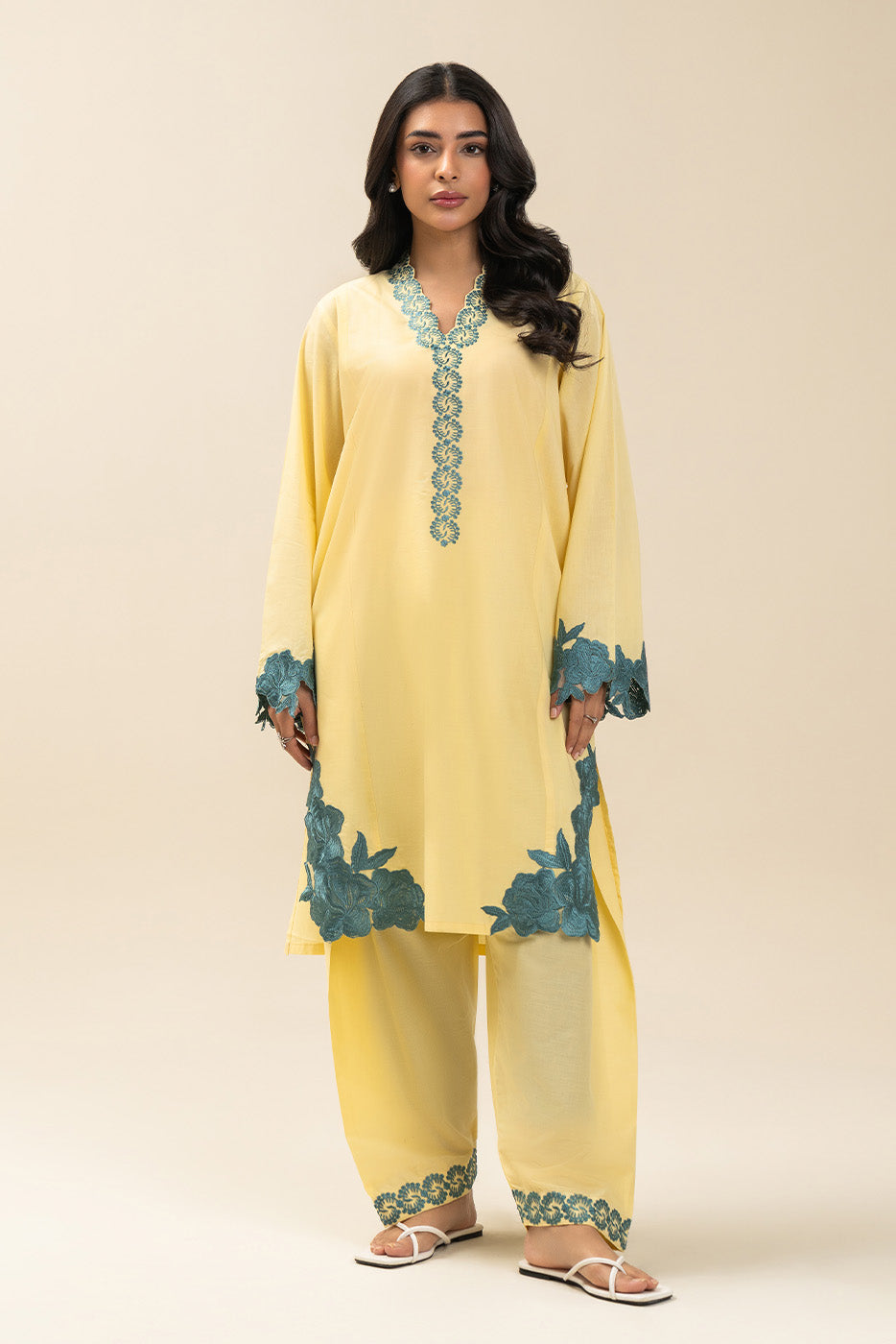 2 PIECE EMBROIDERED LAWN SUIT (PRET)