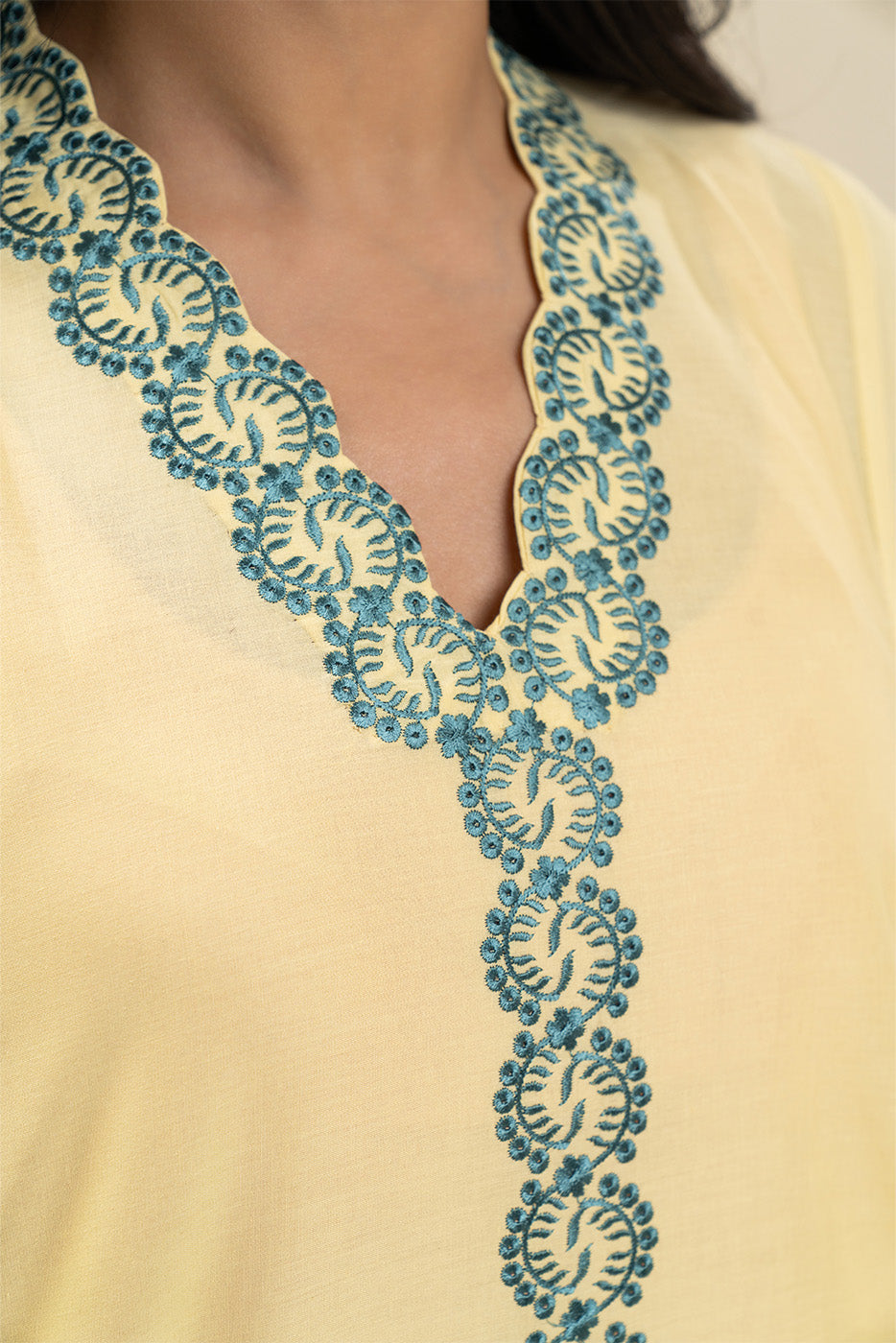 2 PIECE EMBROIDERED LAWN SUIT (PRET)