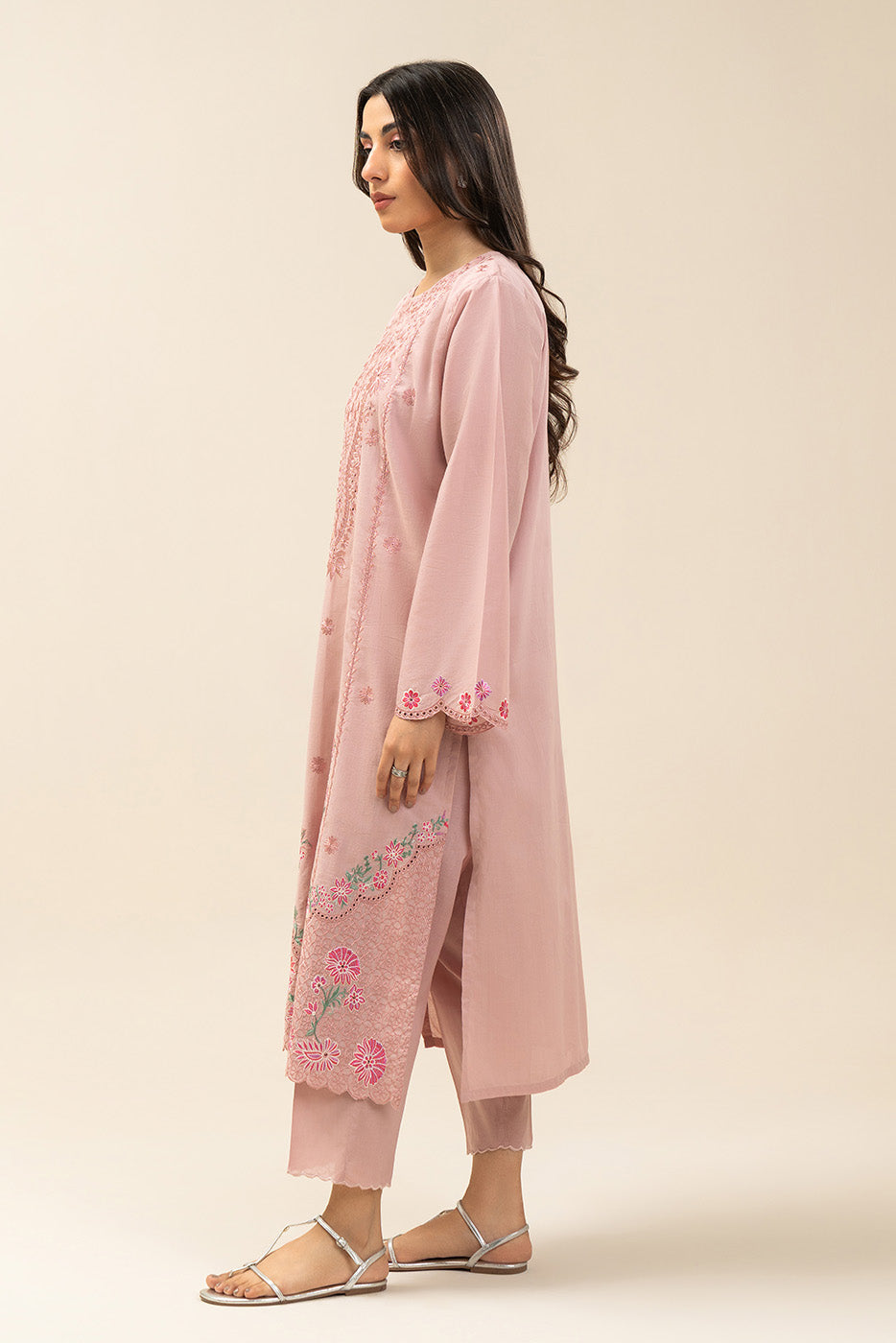 2 PIECE EMBROIDERED LAWN SUIT (PRET)