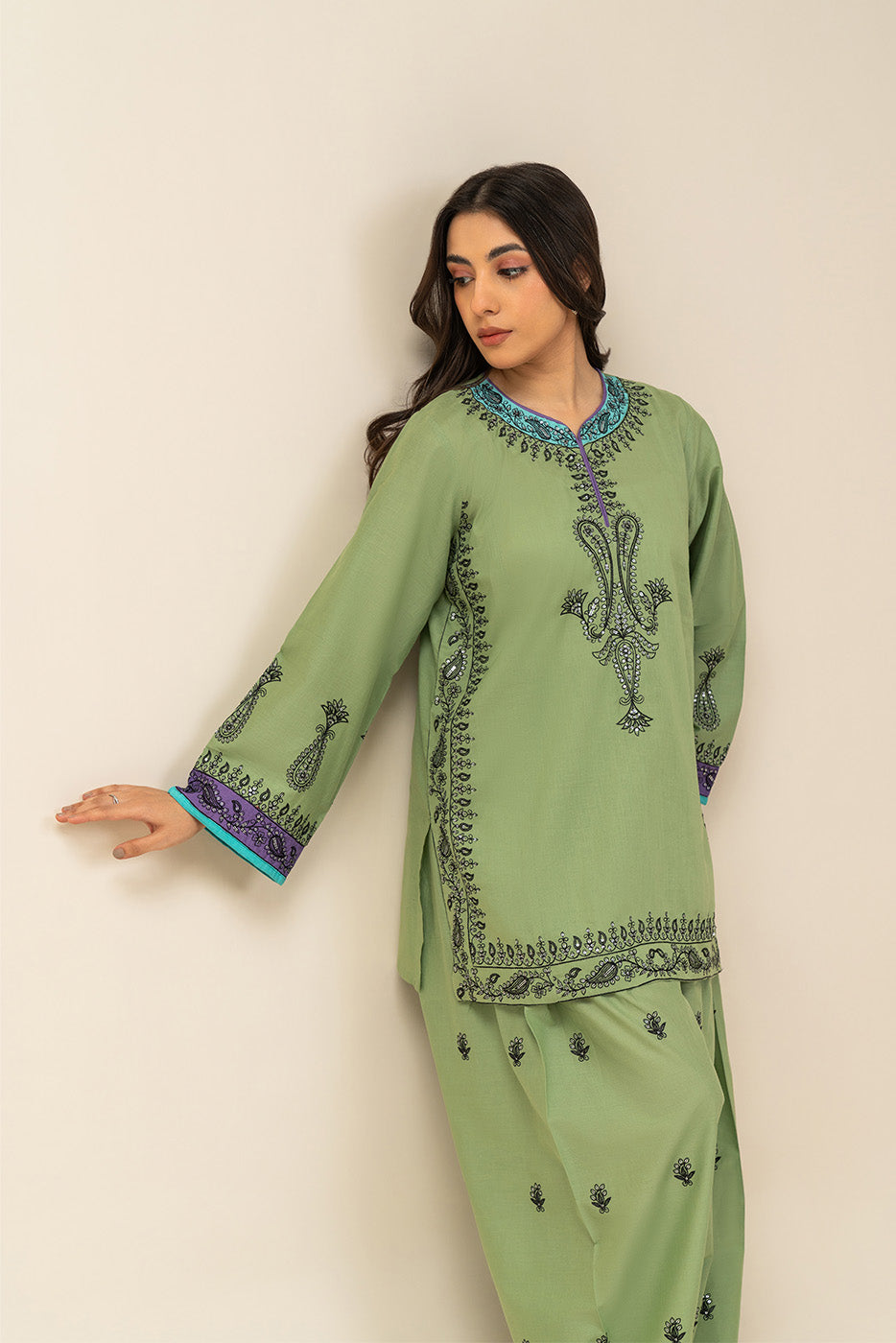 2 PIECE EMBROIDERED LAWN SUIT (PRET)