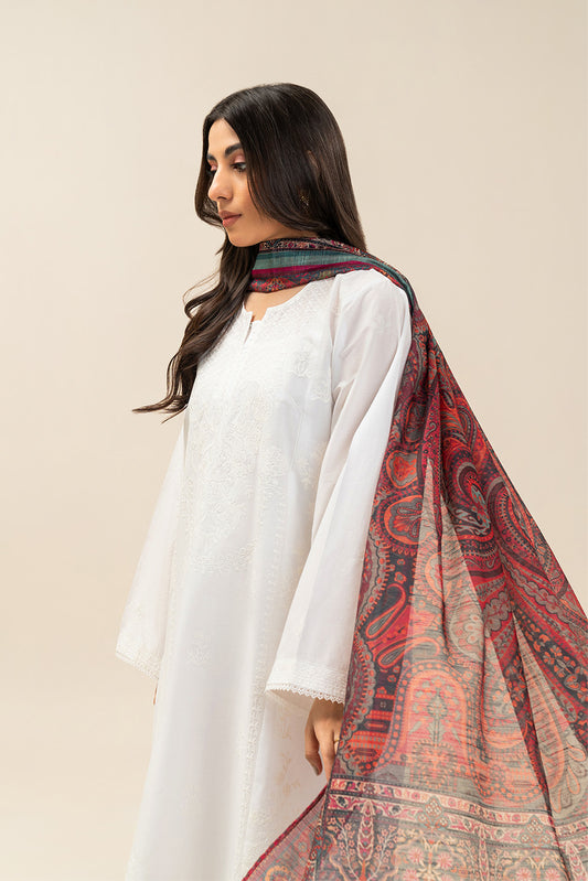 3 PIECE EMBROIDERED LAWN SUIT (PRET)