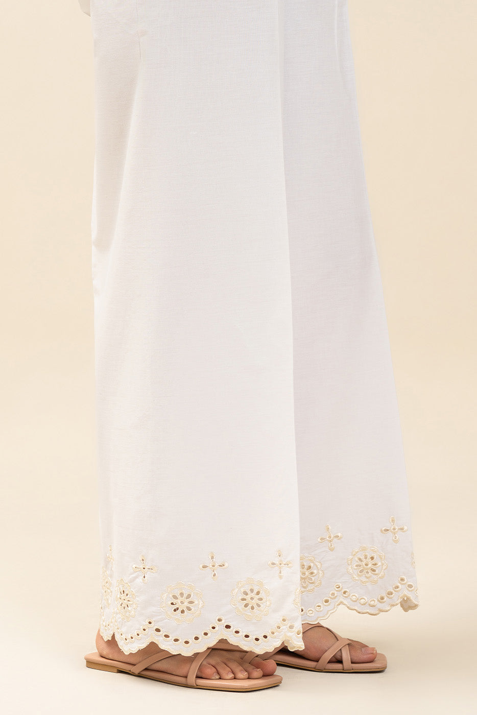 EMBROIDERED SLACK PANTS