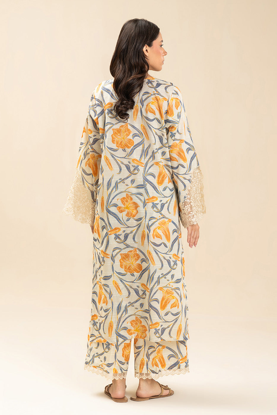 2 PIECE PRINTED DORIA LAWN SUIT (PRET)