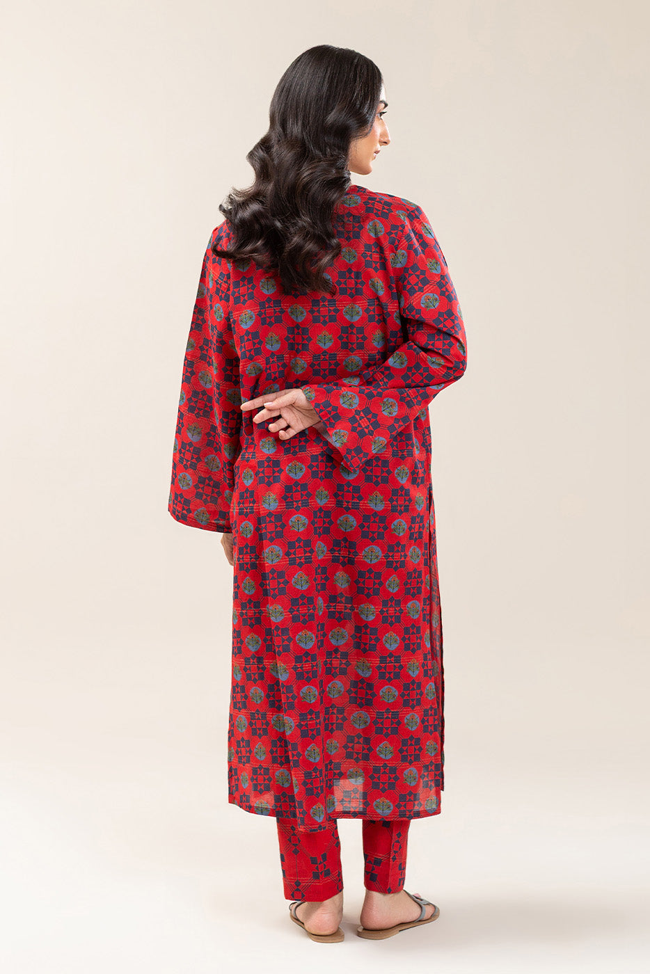 2 PIECE PRINTED LUREX LAWN SUIT (PRET)